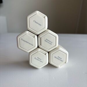 5 Cadence Capsules, Magnetic Travel Organization, Sand Color